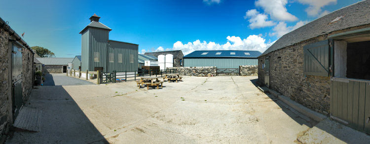 Picture of a panoramic view of a farm distillery (Kilchoman distillery on Islay)