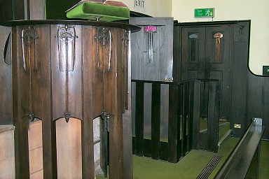 Impression of the interiors of Queen's Cross Church