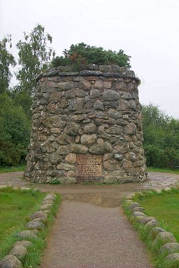 Picture of the monument at Culloden