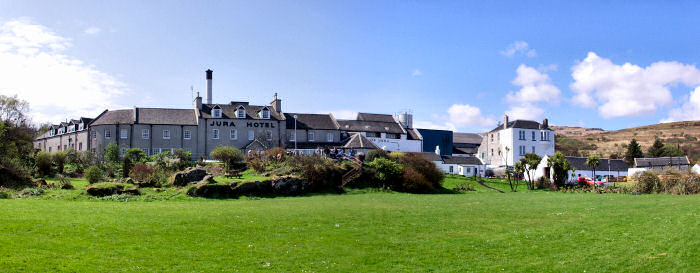 Picture of the Jura Hotel and the Isle of Jura distillery