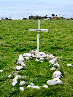 Picture of the grave of the unknown seaman
