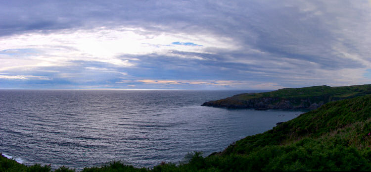 Picture of an evening view over the Irish Sea