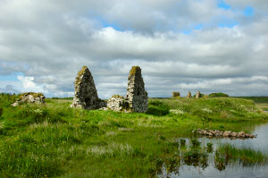 Picture of ancient ruins on an island in a loch (lake)