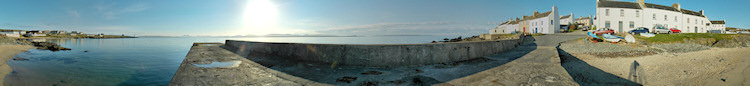 Picture of a panoramic (360°) view over a wide from a concrete pier on a beautiful sunny April morning